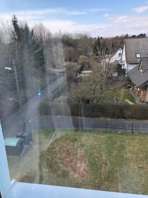 Exklusives Penthouse mit Aufzug, Dachterrasse & ausgebautem Dachboden