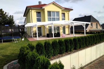 Preiswertes 5,5-Zimmer-Einfamilienhaus mit luxuriöser Innenausstattung und EBK in Breitenfelde