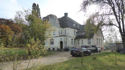 Villa mit über 400 qm Wohnfläche – Ideal für Mehrgenerationenwohnen