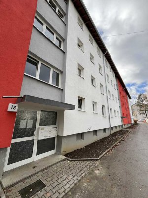 *WIR SCHENKEN IHNEN EINE KALTMIETE* - kompaktes 2 Raumapartment am Zanger Berg