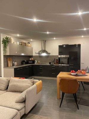 Moderne 2-Raum, 73 qm Wohnung mit Balkon + Einbauküche in E-Kupferdreh zu vermieten