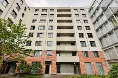 3 Zimmer-Dachgeschoss-Wohnung mit Penthouse-Feeling über den Dächern von Berlin-Mitte!