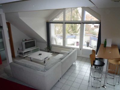 Dachgeschoss Galeriewohnung mit Balkon; 2,5 Zi / 54 qm + TG Pl.