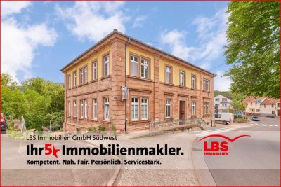Hochwertig ausgestattete Maisonette Wohnung, mit separatem Appartement