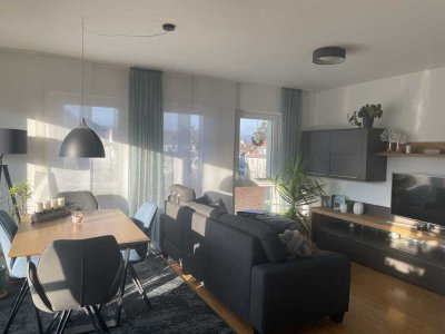 Moderne 2-Zimmer Wohnung mit Balkon und EBK im 2. OG in Bad Mergentheim