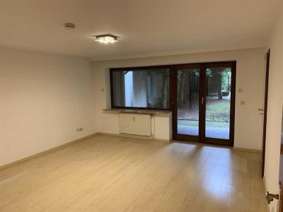 1,5 Zimmer-Wohnung im Grünen, mit Terrasse, großem Bad!