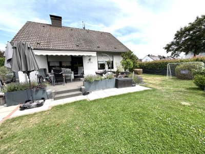 SCHMUCKKÄSTCHEN!! Schönes 3-4-Zimmer-Haus mit Kamin  in exponierter Wohnlage in Wachtberg-Adendorf!