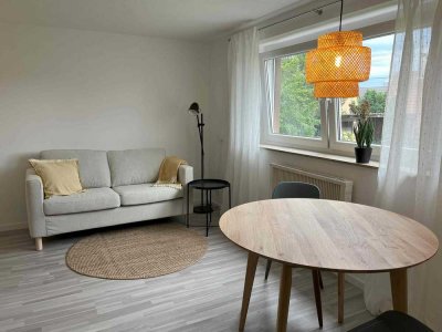 Sehr helle, komplett möblierte 2-Zimmer-Souterrainwohnung in Esslingen-Zell / Wohnen auf Zeit