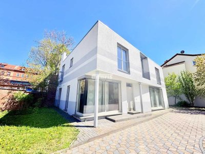 antaris Immobilien GmbH ** Modernes Stadthaus im Bauhausstil in Erfurt**