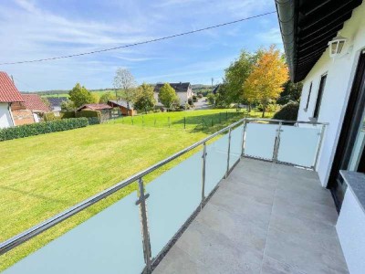 Gemütliches Haus mit Garten, Terrasse, Balkon und Doppelgarage in Horhausen-OT