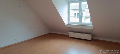 2-Zimmer-DACHWOHNUNG mit Lift in einem neuwertigen Denkmalhaus