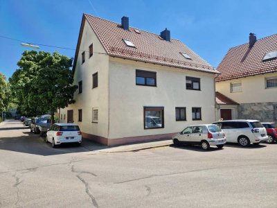 **Ruheoase** in der Großstadt Regensburg **          3 - Zimmer Erdgeschosswohnung mit Garten