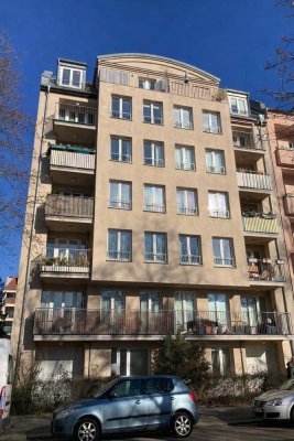 3 Zimmer Wohnung mit Balkon im 4. OG in Berlin Weißensee