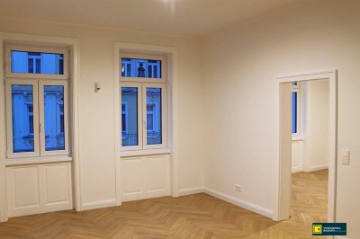 Revitalisierter Altbau mit großzügiger Freifläche – Stilvolle 2-Zimmer-Wohnung im 3. OG.