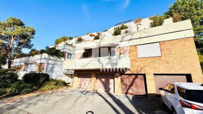 Barrierearme Terrassenwohnung mit Schwimm / Spa-Saunabereich, Garage + Panoramablick
