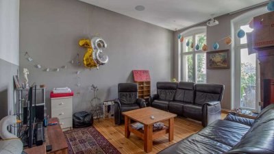 Altbaucharme mit Balkon – gut geschnittene Erdgeschosswohnung mit vielseitigem Potenzial