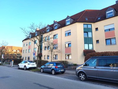 PROVISIONSFREI! lichtdurchflutete 5-Zimmer Dachgeschosswohnung in Augsburg-Haunstetten