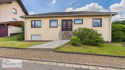 RUHE UND RAUM IN METTLACH - BARRIEREFREIER BUNGALOW MIT SOLARANLAGE IN TOLLER LAGE