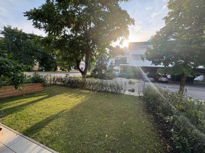 Neuwertige Erdgeschosswohnung mit großer, überdachter Terasse und Garten - PROVISIONSFREI