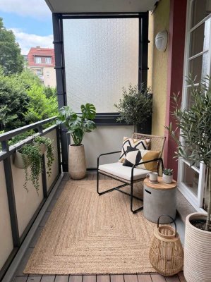Gemütliche 2-R-WHG im sanierten Altbau mit mit Wohnküche und Balkon