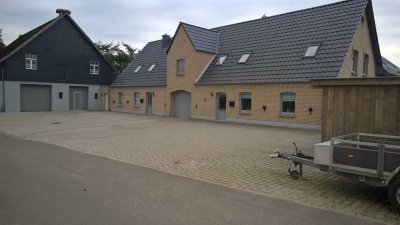 Ruhige, Hundefreundliche, geräumige zwei Zimmer Wohnung in Rendsburg-Eckernförde (Kreis), Owschlag