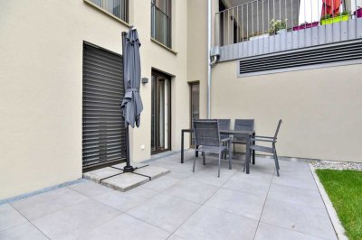 Wunderschöne neuwertige 3-Zimmer-EG-Wohnung mit Terrasse!