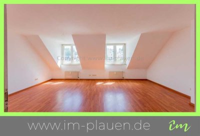 Einbauküche - 2 Zimmerwohnung in Auerbach zur Miete - Nicolaipassage - Dachgeschoss - Bad mit Wanne