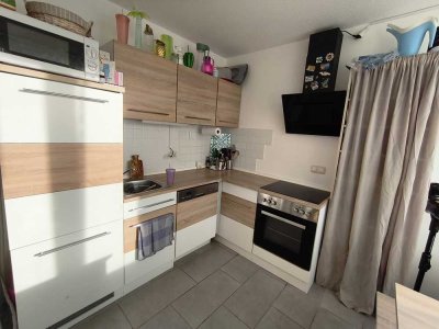 Helle frisch renovierte 2-Zimmer-Wohnung mit Balkon im 1. OG in Bad Tölz