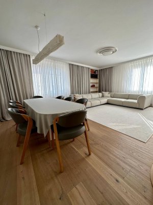 Wohnung 113 m3 voll ausgestattet, neu komplett renoviert. Bezugsfertig - 8. Bezirk, Wien/ Apartment 113 m3 fully equipped, newly totally reconstructed. Ready to move - 8 Bezirk, Vienna