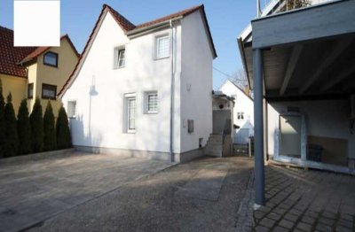 Provisionsfreies Freistehendes Einfamilienhaus mit Baugenehmigung zum Mehrfamilienhaus