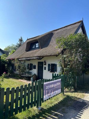 Schmuckstück mit Privatstrand und eigenem Hafen auf Usedom