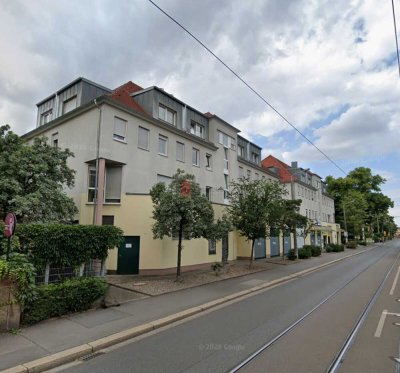 Helle 2-Zimmer-Wohnung mit großzügigem Wohnbereich und Terrasse