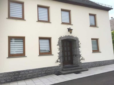 Großzügiges Haus mit Terrasse und Garten in zentraler Lage von Niederprüm