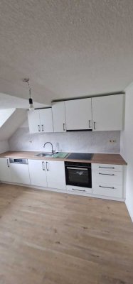 Vermietung einer 3-Zimmer-Wohnung in der Fußgängerzone von Hof inkl. Einbauküche mit Spülmaschine