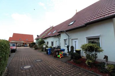 Reihenhaus mit Garten sucht einen Nachmieter!Luft Wärme Pumpe und Solar vorhanden! Fußbodenheizung!