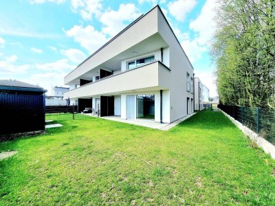 Den schönen Garten und die Landschaft ganz nach Belieben genießen.