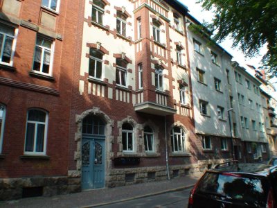 Wohnen hinter der Goethegalerie: 4-Zimmer-Wohnung in Jena-West