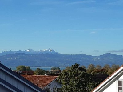 helle 3-Zimmer-Wohnung mit EBK und Balkon in Lindau mit See- und Bergsicht