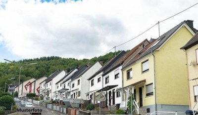 Kompaktes Reihenhaus mit Terrasse &amp; Stellplatz – ideal für Paare oder kleine Familien