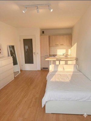 1-Zim.Whg INKL STROM und Terrasse Uni Nähe