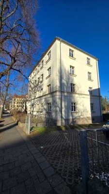 Erstbezug nach Komplettsanierung!