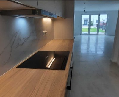 Erstbezug Neubau !! Reihenhaus mit 4,5 Zimmern in Bürgel-Ost
