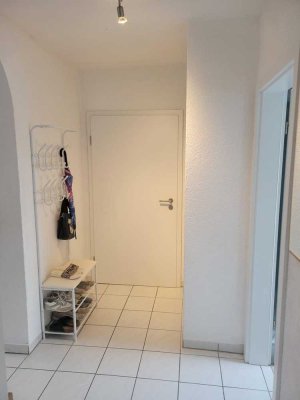 Ruhige und schöne 3-Zimmer-Dachgeschosswohnung in Langendernbach