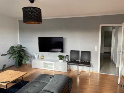 Renovierte 3-Zimmer-Wohnung mit Balkon in Augsburg- Wolframsviertel