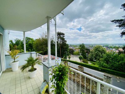 RESERVIERT!! Panorama pur: Stilvolle Wohnung mit Traumblick über Bad Nauheim