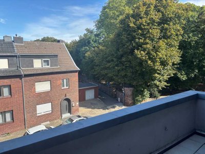 Helle 3-Zimmer-Wohnung mit Balkon und neuem Bad in ruhiger Lage