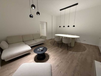 Erstbezug: 3-Zimmer-Architektenwohnung mit Balkon, voll möbliert
