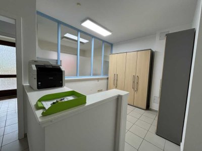 Erdgeschosswohnung als Büro zu vermieten