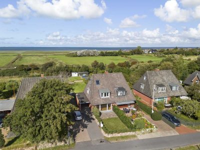 Helle und sanierte Doppelhaushälfte mit schönem Blick