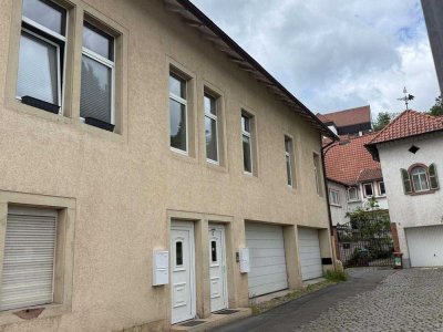 3 Zimmer DG Wohnung, am Rande der Fußgängerzone, mit Garage